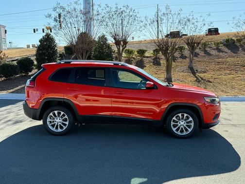 2021 Jeep Cherokee Latitude