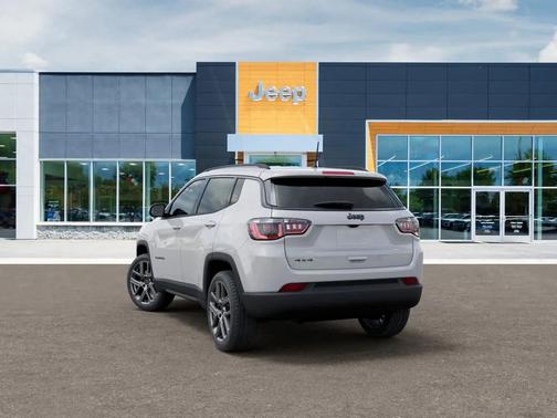 Bright White Clearcoat 2026 Jeep Compass Sport