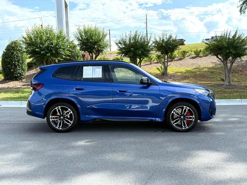 Portimao Blue Metallic 2024 BMW X1 xDrive28i
