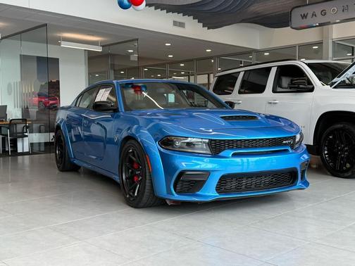 B5 Blue Pearlcoat 2023 Dodge Charger SRT Hellcat