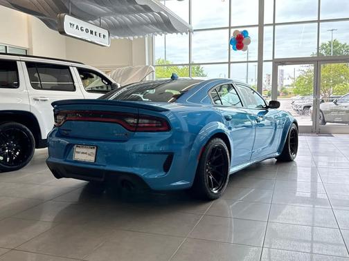 B5 Blue Pearlcoat 2023 Dodge Charger SRT Hellcat