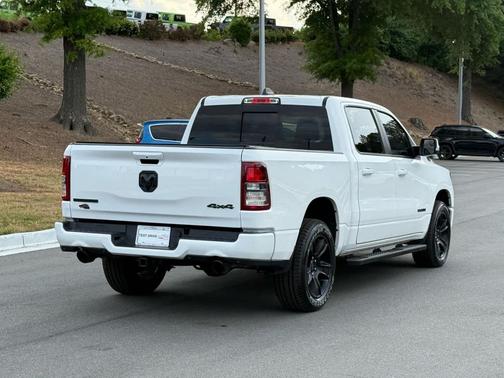 Bright White Clearcoat 2020 RAM 1500 Big Horn/Lone Star