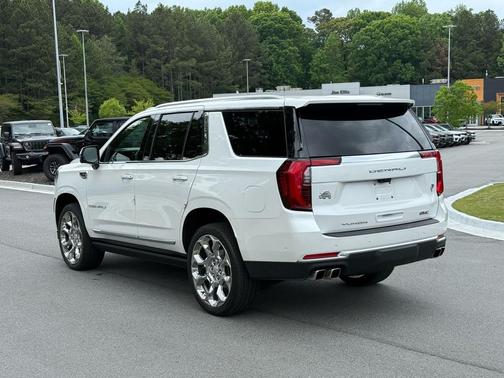 White Frost Tricoat 2025 GMC Yukon Denali