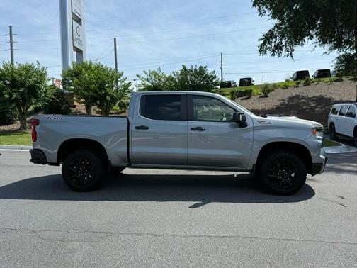 Sterling Gray Metallic 2024 Chevrolet Silverado 1500 LT Trail Boss