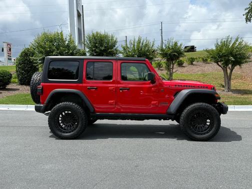 Firecracker Red Clearcoat 2024 Jeep Wrangler Rubicon
