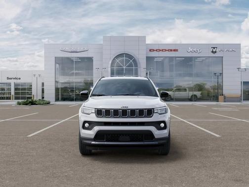 Bright White Clearcoat 2026 Jeep Compass Latitude