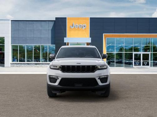 Bright White Clearcoat 2025 Jeep Grand Cherokee Limited