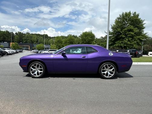 Plum Crazy Pearlcoat 2016 Dodge Challenger SXT