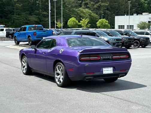Plum Crazy Pearlcoat 2016 Dodge Challenger SXT