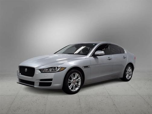 2018 Jaguar XE 25t Premium