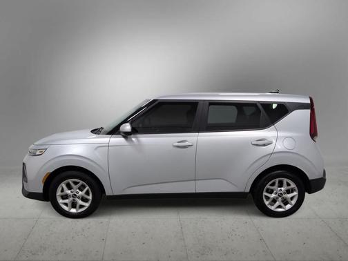 Sparkling Silver 2020 Kia Soul S