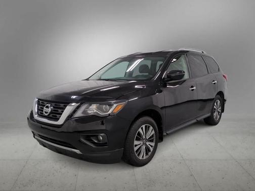 2017 Nissan Pathfinder Platinum