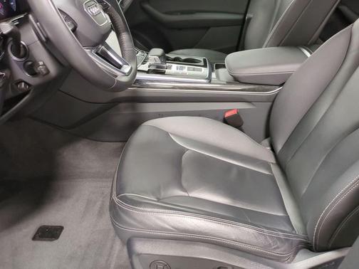 Samurai Gray Metallic 2019 Audi Q8 3.0T Premium