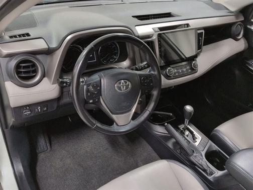 2016 Toyota RAV4 Hybrid Limited