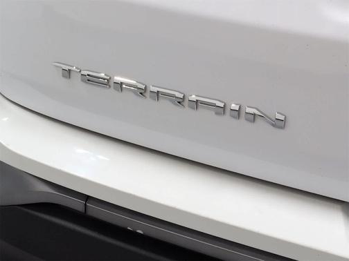 2022 GMC Terrain AWD AT4