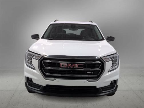 2022 GMC Terrain AWD AT4