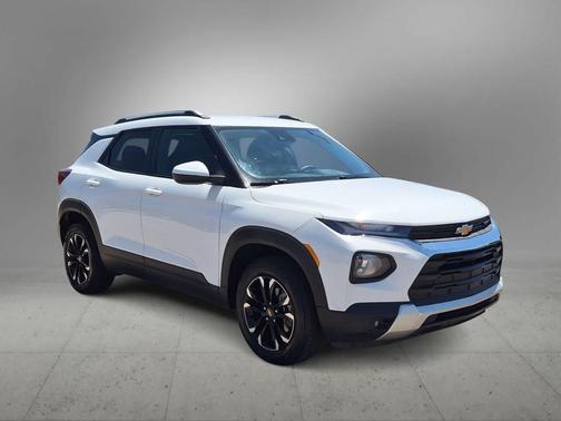 Summit White 2023 Chevrolet Trailblazer LT