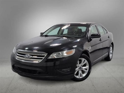 2010 Ford Taurus SEL