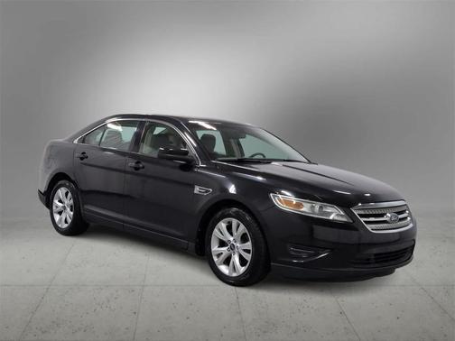 2010 Ford Taurus SEL