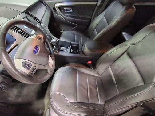 2016 Ford Taurus SEL