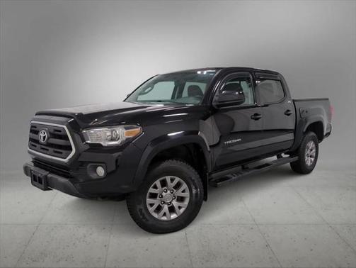 2017 Toyota Tacoma SR5