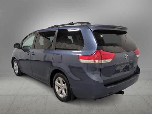 2014 Toyota Sienna LE