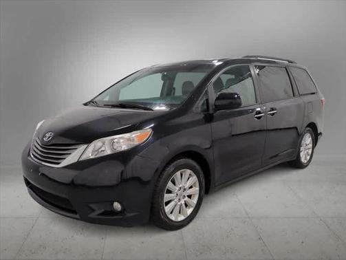2015 Toyota Sienna XLE