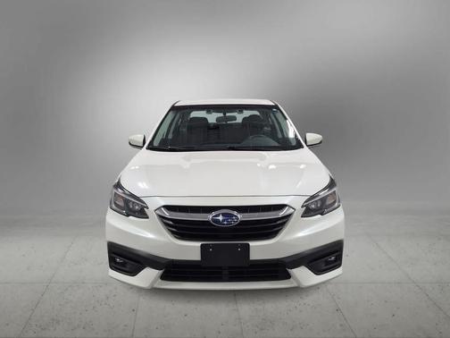 Crystal White Pearl 2022 Subaru Legacy Premium