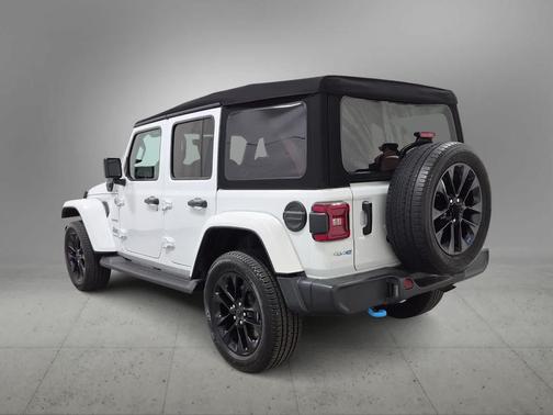 Bright White Clearcoat 2023 Jeep Wrangler 4xe Sahara