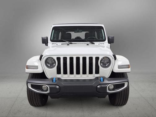 Bright White Clearcoat 2023 Jeep Wrangler 4xe Sahara