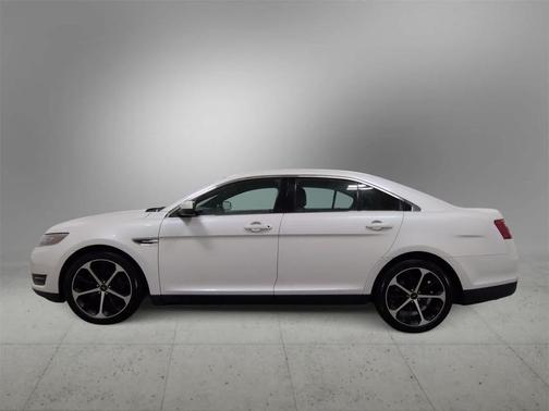 2014 Ford Taurus SEL