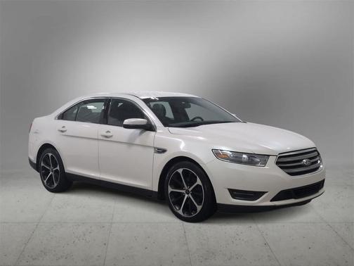 2014 Ford Taurus SEL