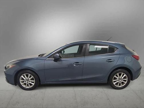 2016 Mazda Mazda3 i Sport