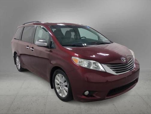 2015 Toyota Sienna XLE