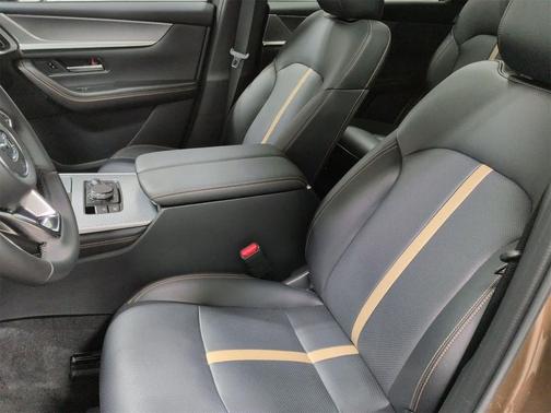 2025 Mazda CX-70 PHEV Premium Plus Package