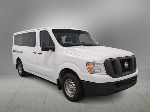 2016 Nissan NV Passenger NV3500 HD S V6