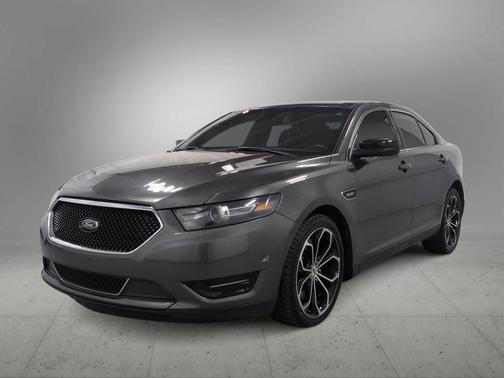 2017 Ford Taurus SHO
