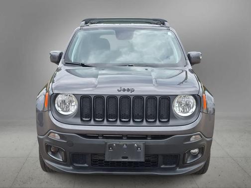 Granite Crystal Metallic Clearcoat 2018 Jeep Renegade Altitude
