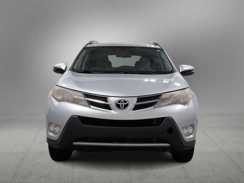 Classic Silver Metallic 2013 Toyota RAV4 XLE