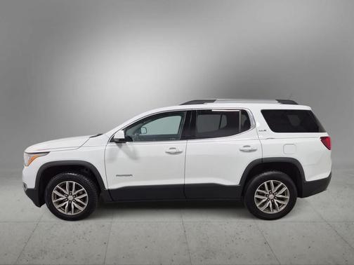 Summit White 2018 GMC Acadia SLE-2