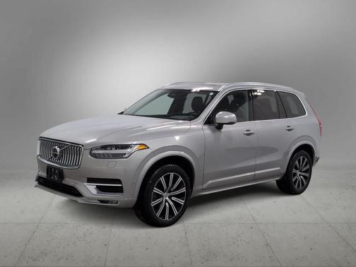 2024 Volvo XC90 B5 Plus Bright Theme