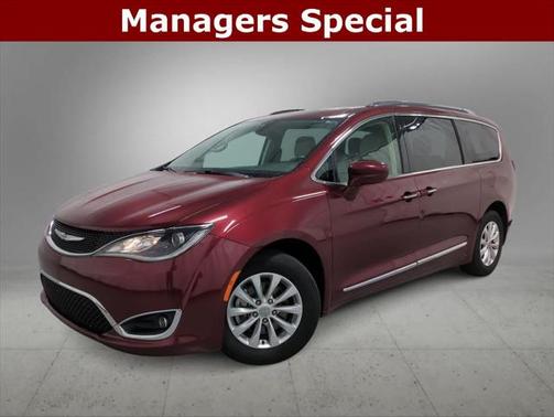 2018 Chrysler Pacifica Touring-L