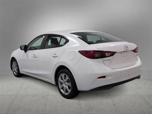 2016 Mazda Mazda3 i Sport
