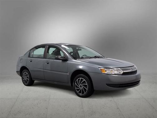 2004 Saturn Ion 2
