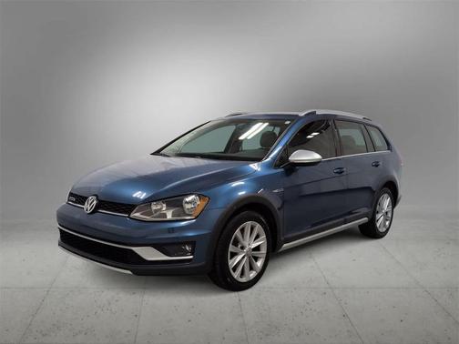 2017 Volkswagen Golf Alltrack TSI S