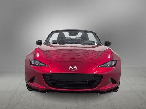 Soul Red Crystal Metallic 2026 Mazda MX-5 Miata Club