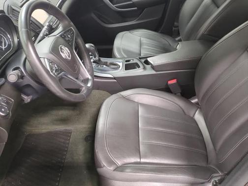 2017 Buick Regal Turbo Sport Touring