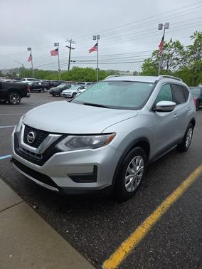 Brilliant Silver 2017 Nissan Rogue S