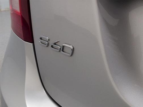 2017 Volvo S60 Inscription T5 Platinum