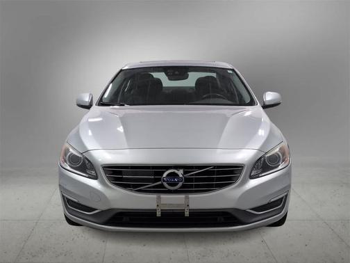 2017 Volvo S60 Inscription T5 Platinum